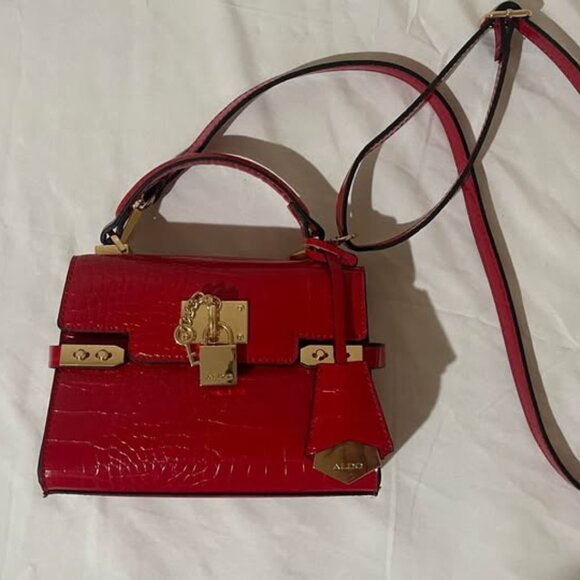 Bags - Picture 5 of 8